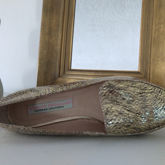 Brand New Gold faux snake flats - Picture 4 of 6